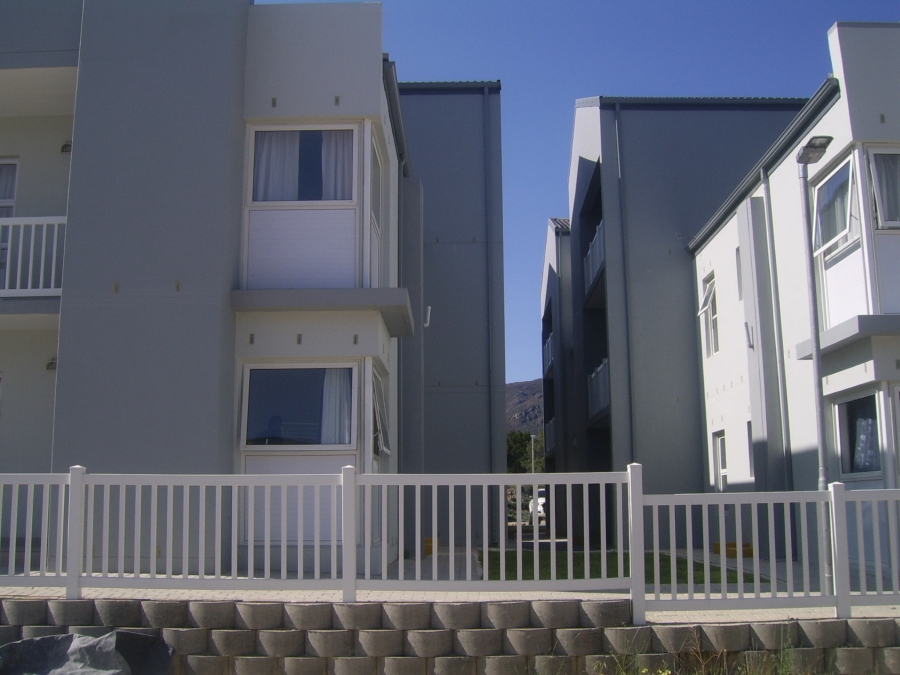 2 Bedroom Property for Sale in Bergenzicht Estate Western Cape